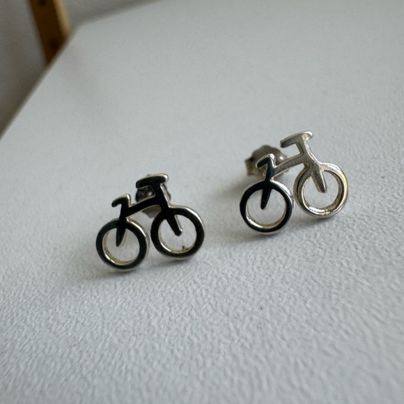 Sterling Silver Bicycle Stud Earrings 🚲 - Picture 5 of 7